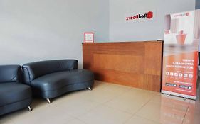 Reddoorz Near Velodrome Malang 2